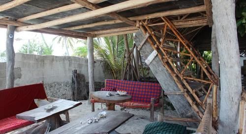 Nyamkwi White Sands Hotell 2*
